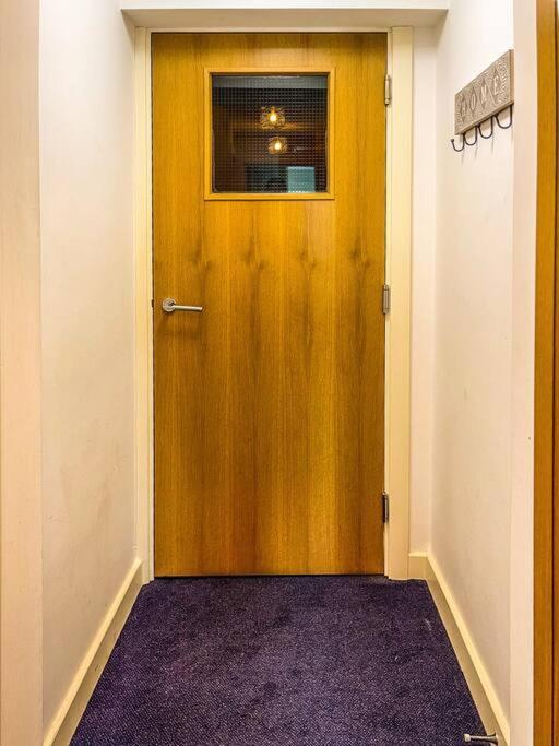Soho Beach Apartment With Fabulous Sea View And 2 Minutes To The Beach With Free Parking And Netflix Bournemouth Esterno foto